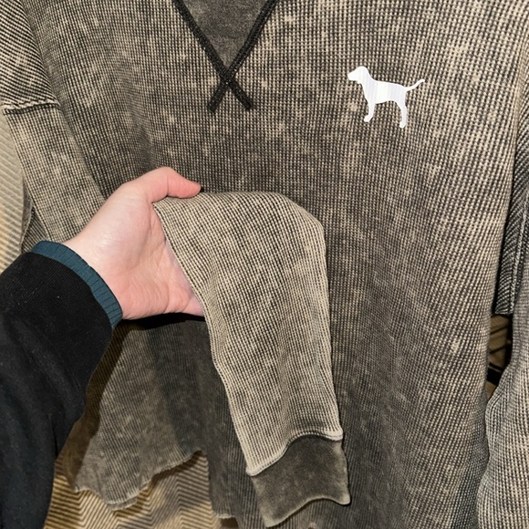 PINK distressed green crewneck long sleeve XS - Picture 2 of 4